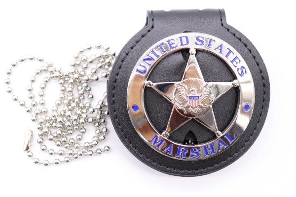 新品 US MARSHAL USマーシャル バッジ 丸型曲面 革製ホルダー レザー クリップ チェーン レプリカ LE装備 ポリスバッジ NYPD LAPD 管理nm 8,800円
